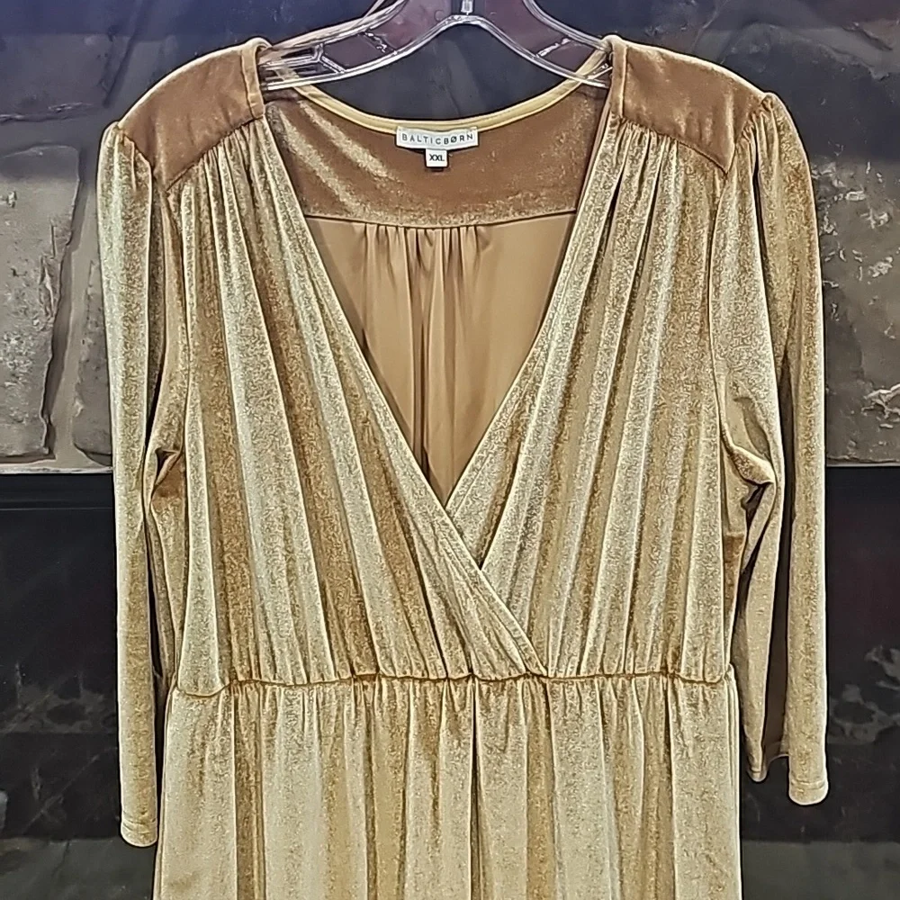 Baltic Born Gold Velvet Maxi Dress  XXL - Picture 2 of 7